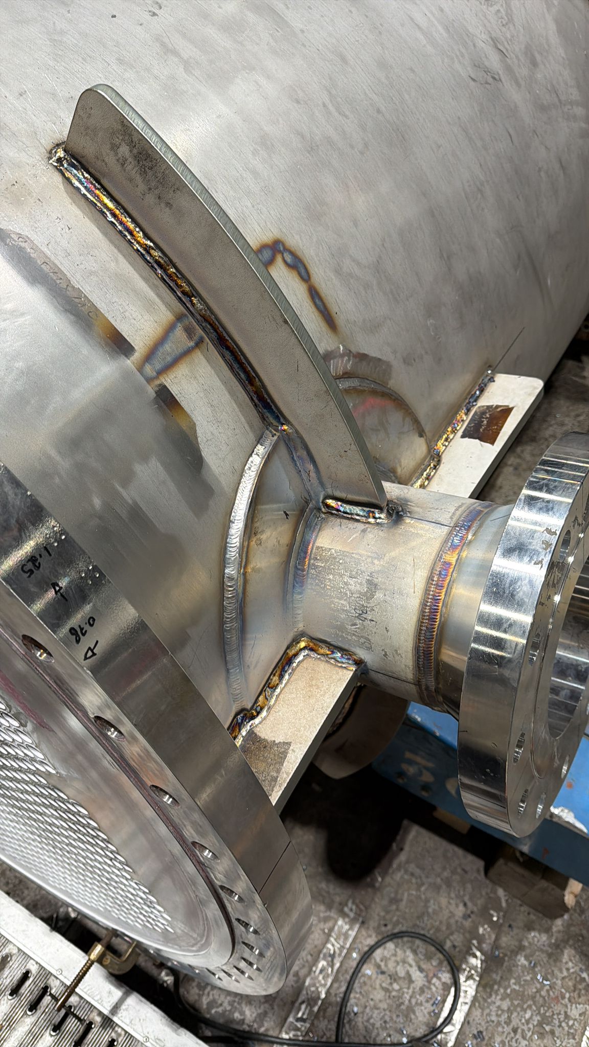 Galeria JE Modern Welding